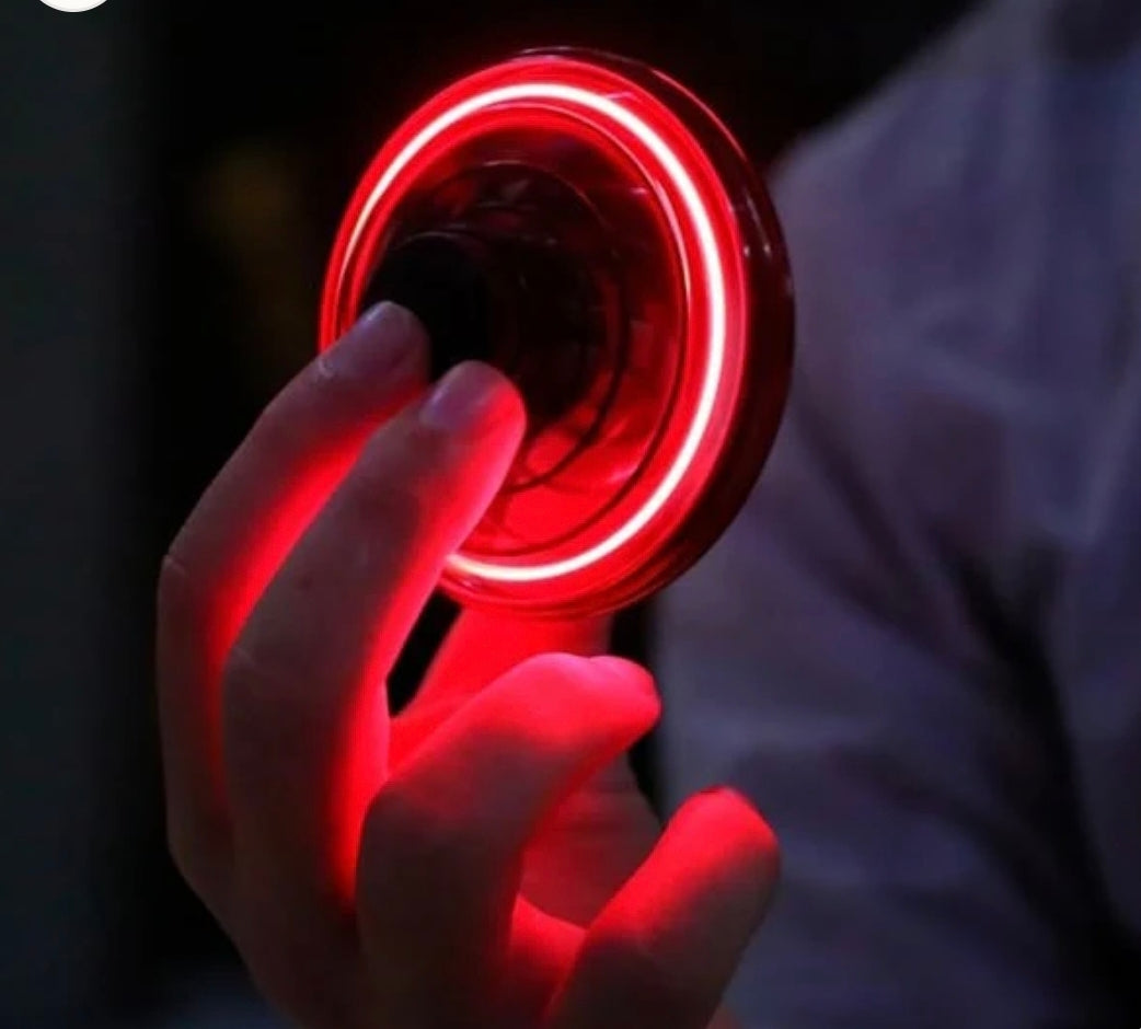 MAGICAL FLYING SPINNER